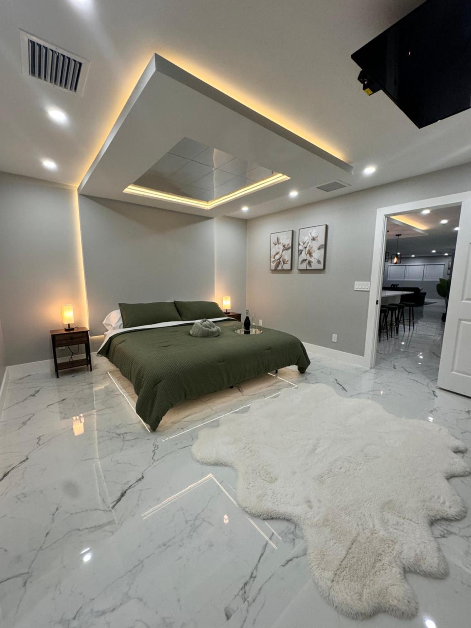 Tropical Luxury Paradise - Fully Renovated In Wpb West Palm Beach