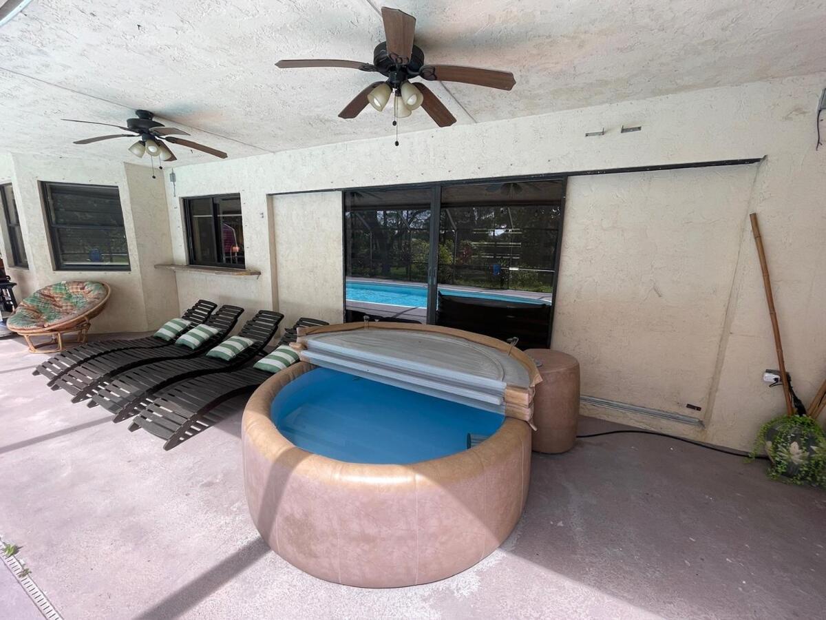 Apartment Heated Pool At Persimmon Retreat West Palm Beach