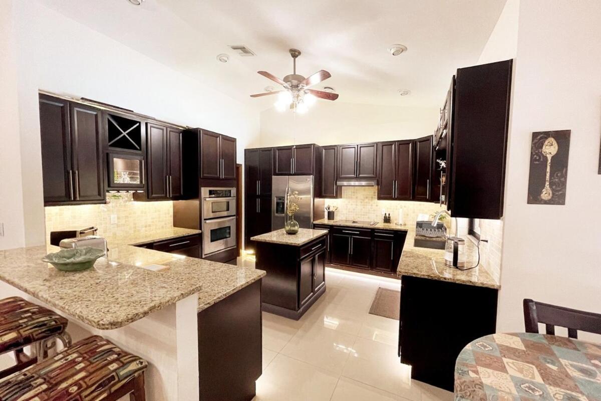Heated Pool At Persimmon Retreat * West Palm Beach