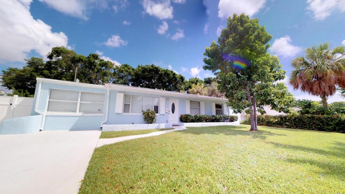 Palm Beach Vacation Home-downtown-gameroom-grill Holiday home *