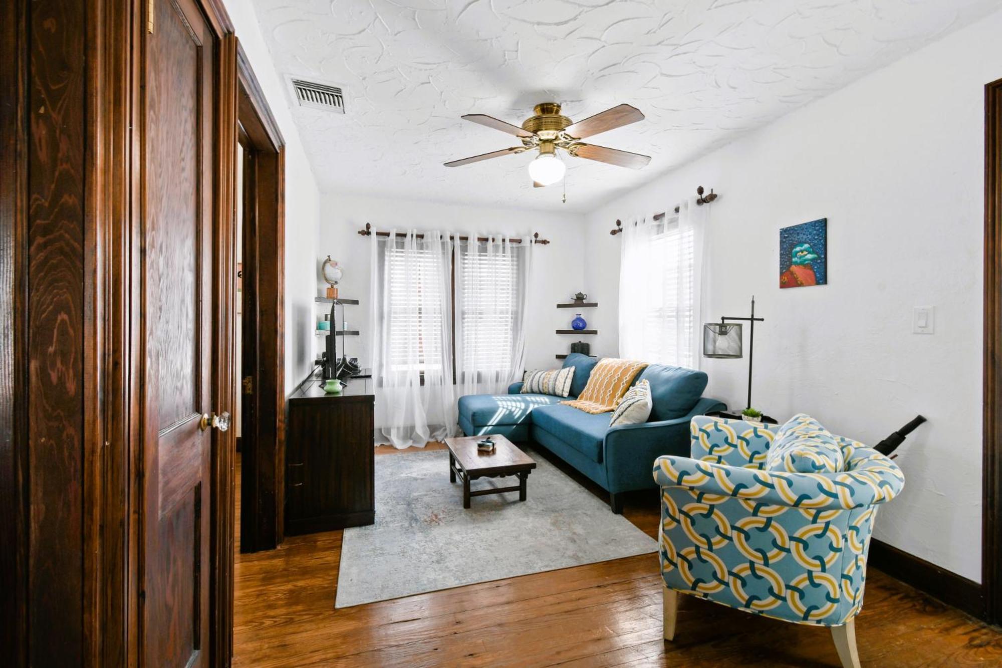 1926 Mediterranean With Heated Pool Sleeps 12 * West Palm Beach