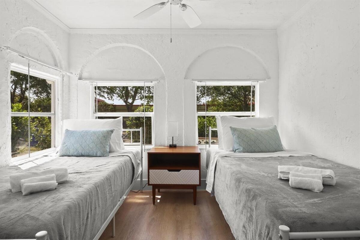 Holiday home 3 Bd House In-law - Palm Wave