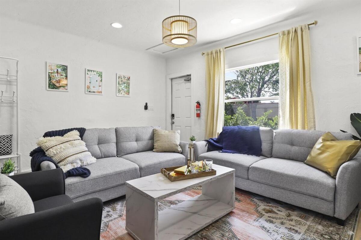Holiday home 3 Bd House In-law - Palm Wave *