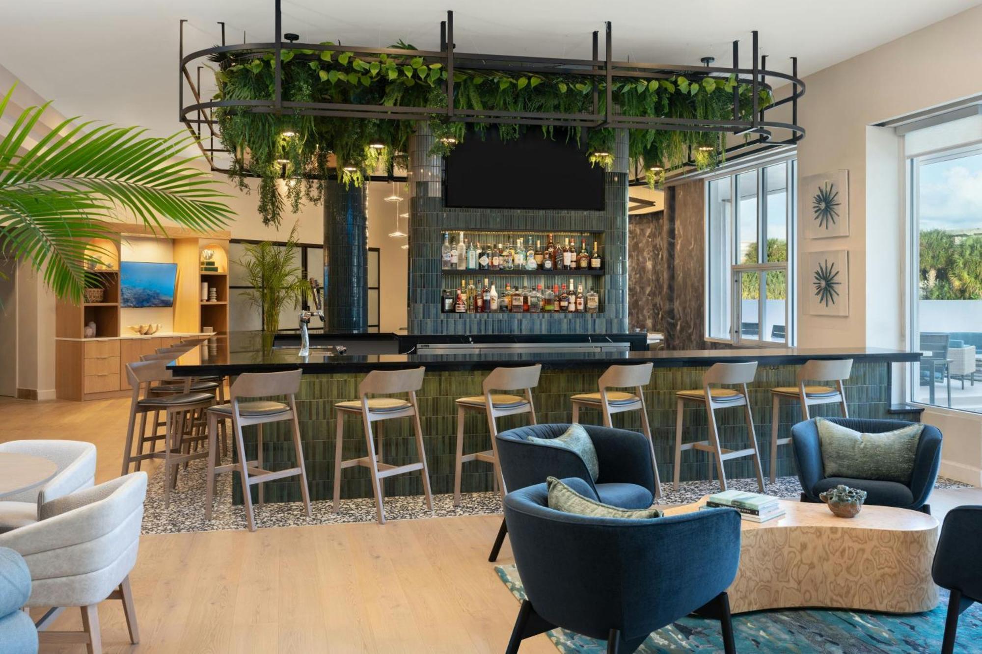 Delta By Marriott West Palm Hotel 4*