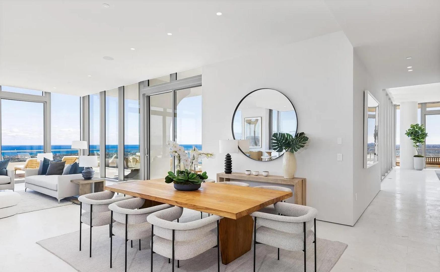 Luxurious 3-bedroom Penthouse Apartment