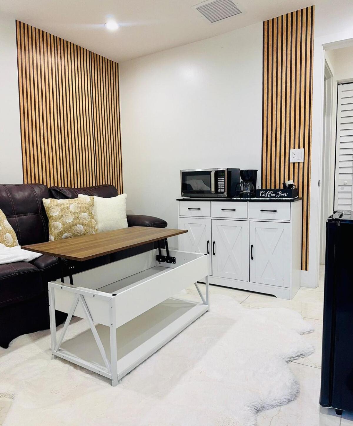 Cozy & Private - Easy Access To Pbi & I-95 - Free Wifi *