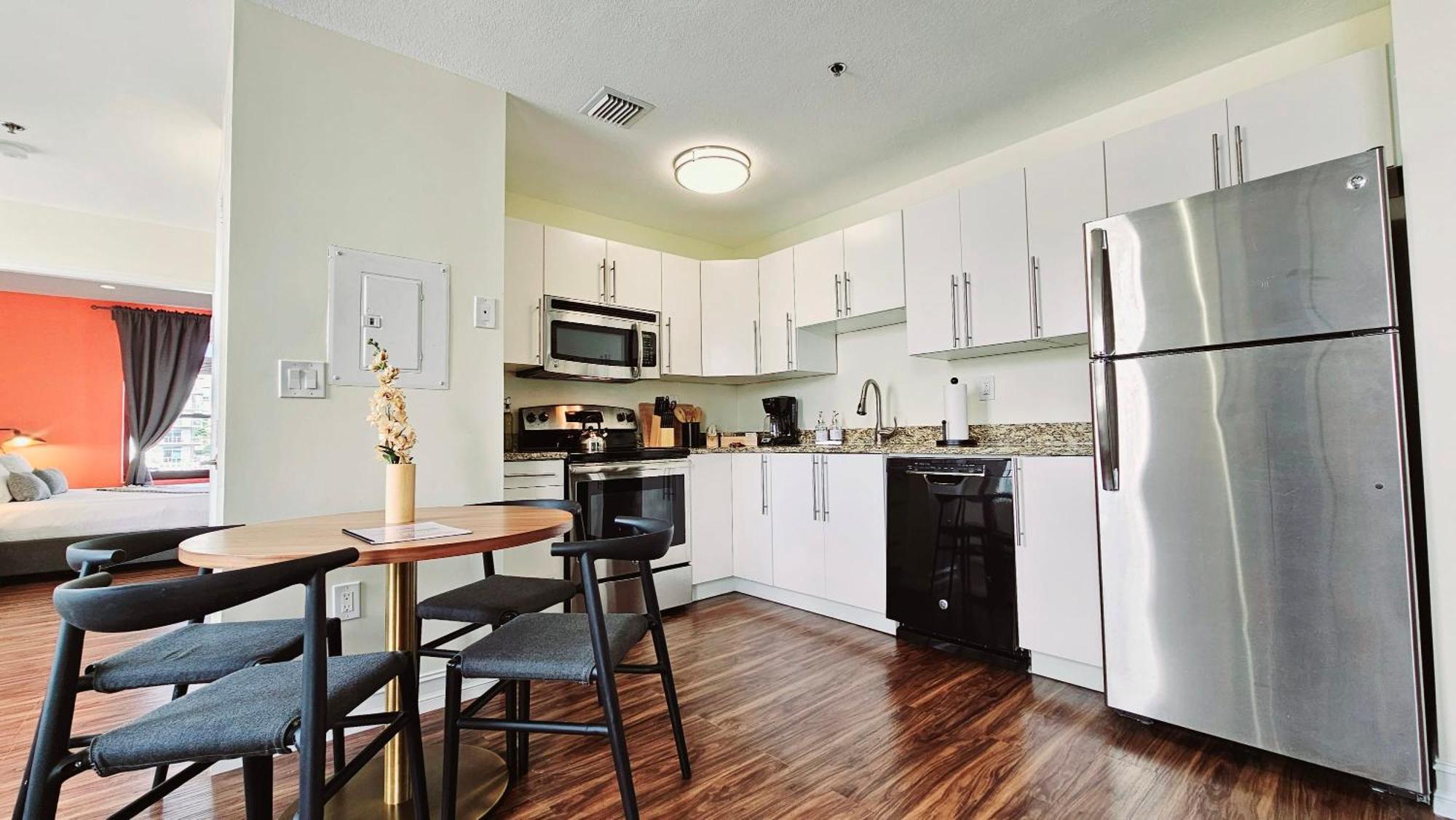 The Lofts On Clematis 501 Downtown West Palm * West Palm Beach