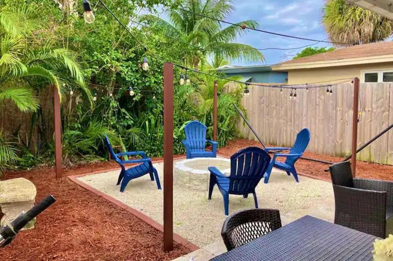 Holiday home Chic Downtown Vacation And Guest
