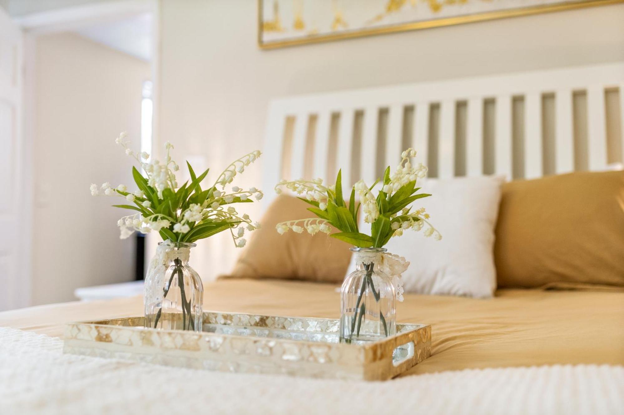 Holiday home Chic Downtown Vacation And Guest
