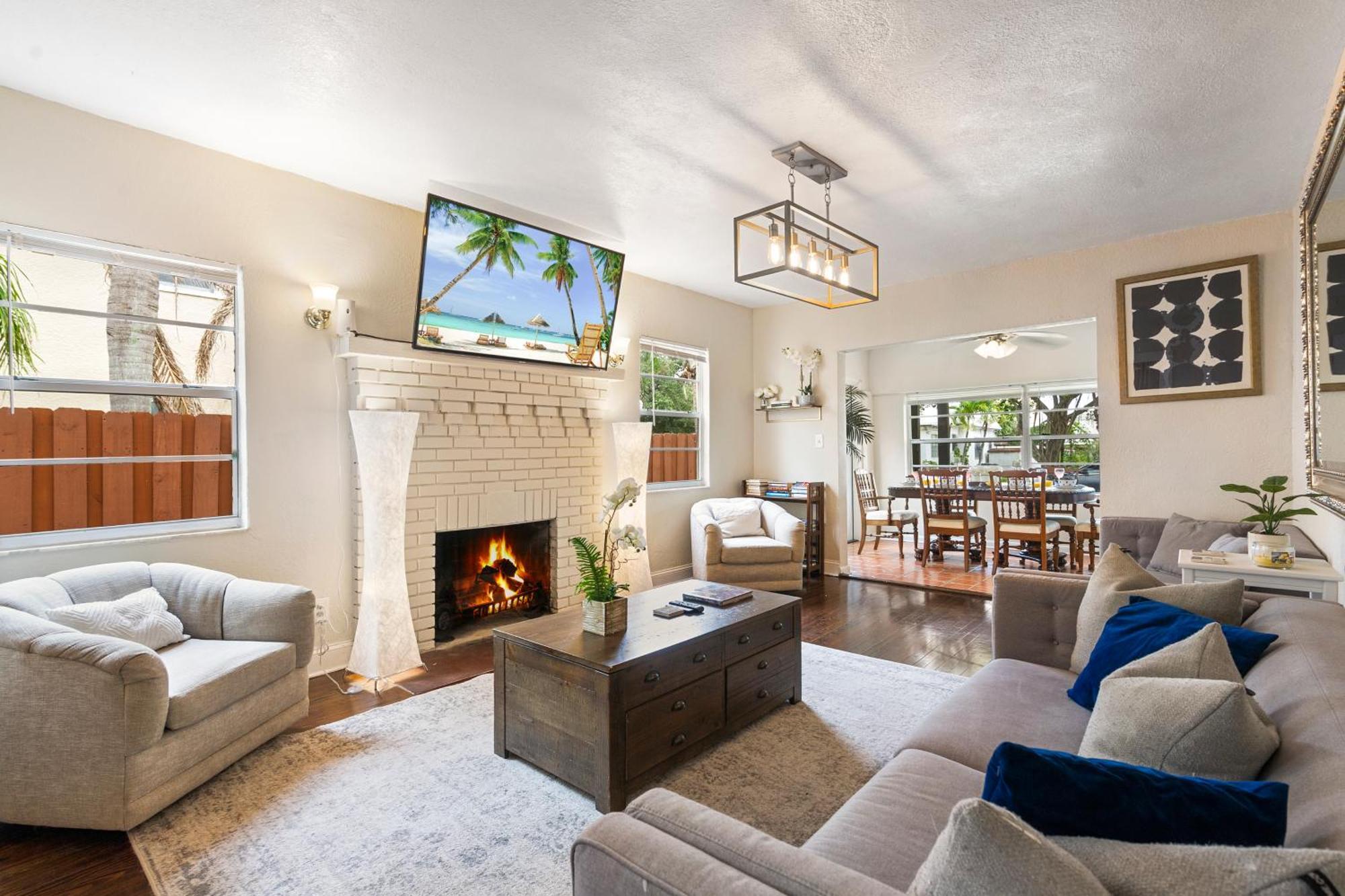 Chic Downtown Vacation And Guest * West Palm Beach