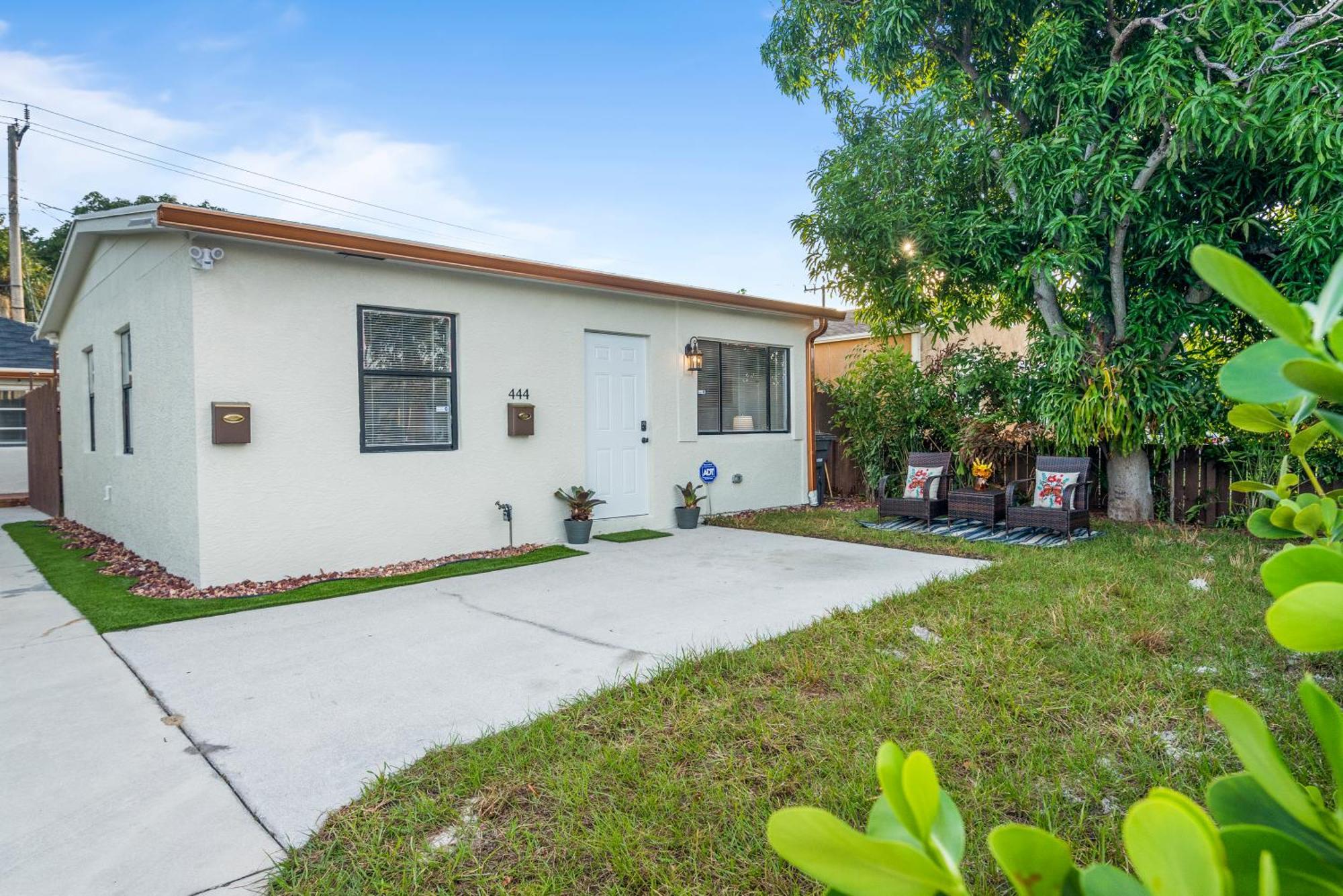 Downtown 32 And Guest 21 Holiday home