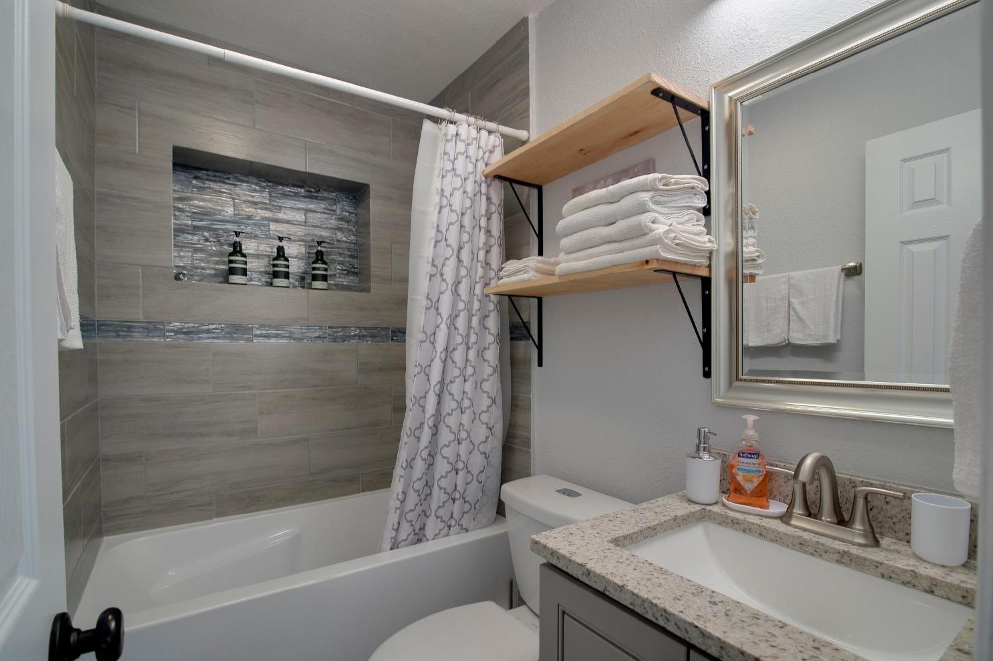 Downtown 32 And Guest 21 Holiday home *
