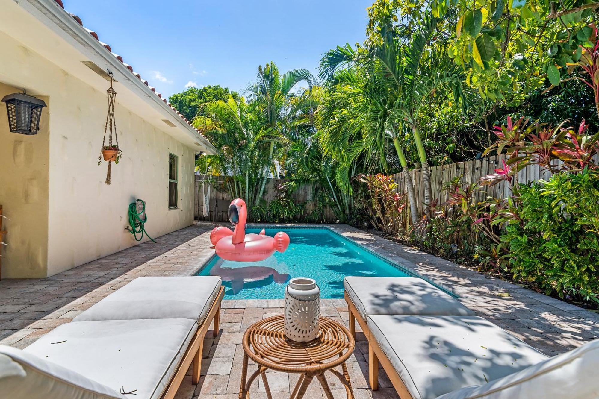 Boho Paradise W Heated Saltwater Pool & West Palm Beach