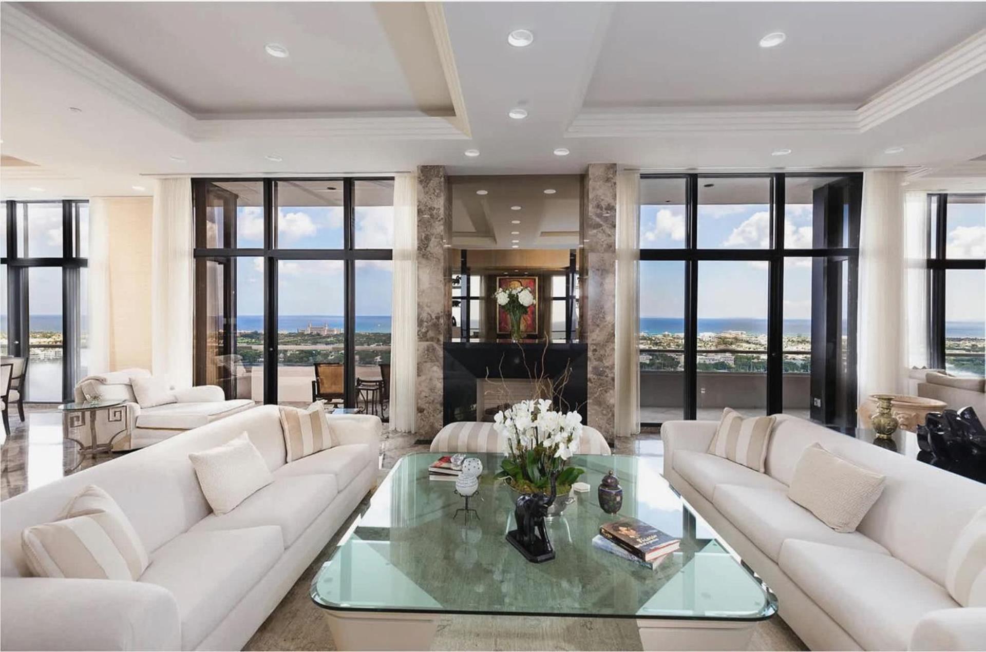 Stunning 3 Bedroom 5 Bath Grand Penthouse Apartment