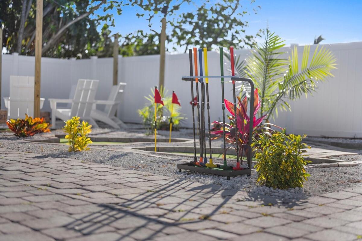 Holiday home Villa! Heated Pool With Golf Firepit And Turf Sports West Palm Beach