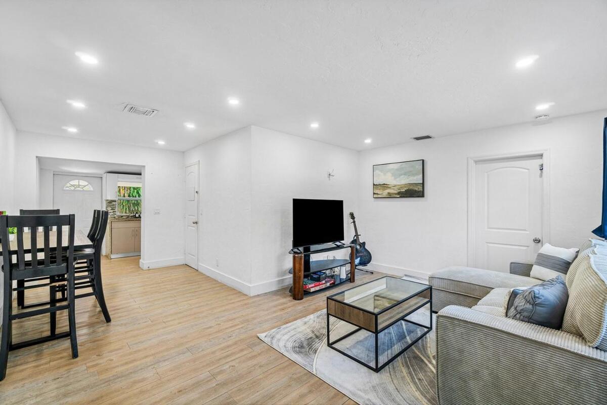 814 Franklin West Palm West Palm Beach