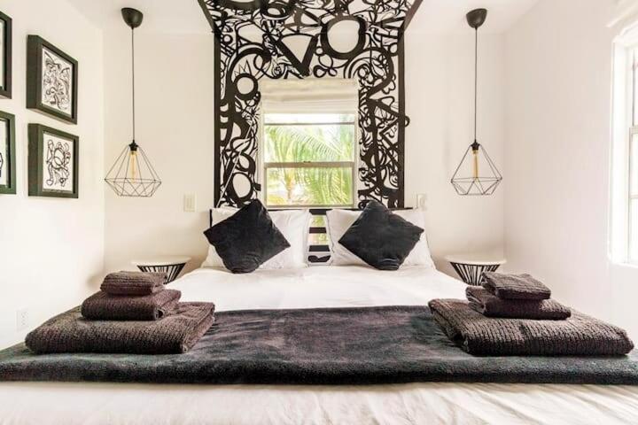 4bd 2ba - Black&white Artbnb - Southland Park Wpb *