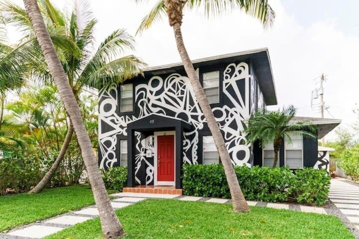 4bd 2ba - Black&white Artbnb - Southland Park Wpb Holiday home