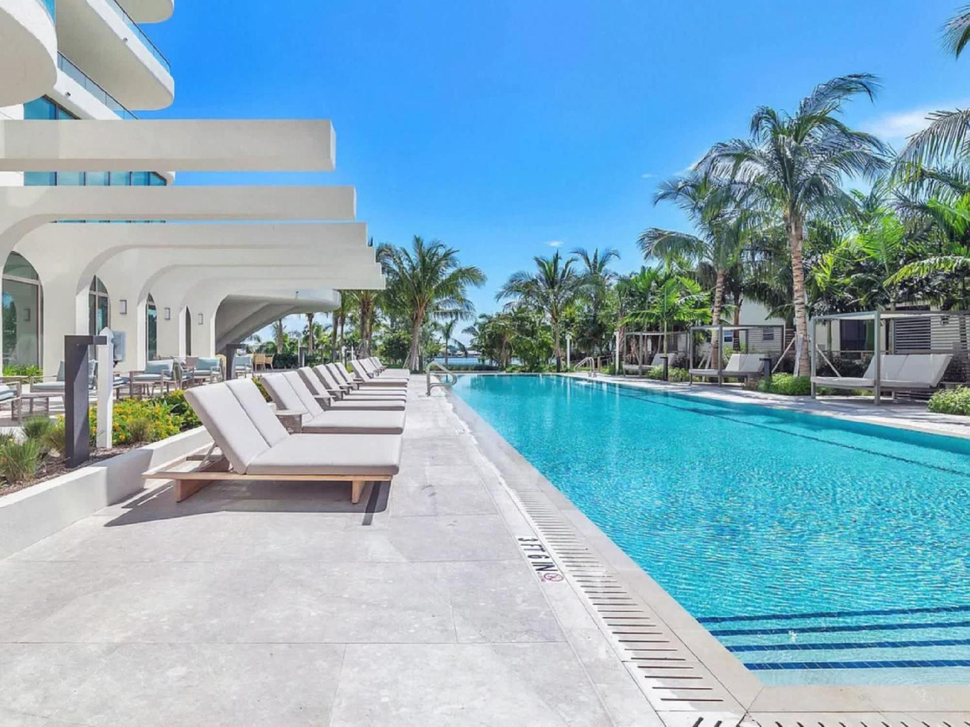 Apartment Penthouse With Panoramic Views In West Palm West Palm Beach