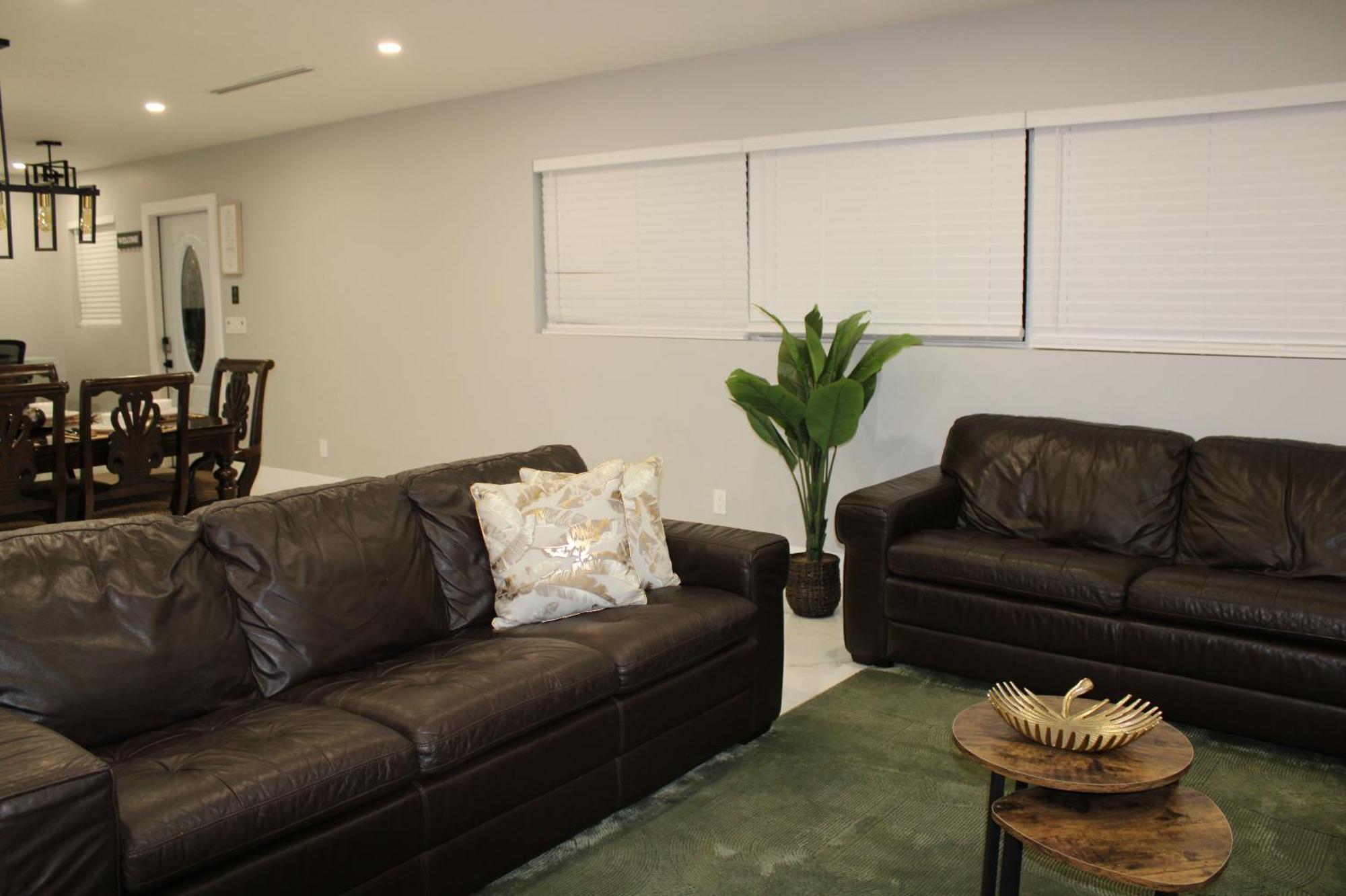 Villa Tropical Luxury Paradise - Fully Renovated In Wpb *