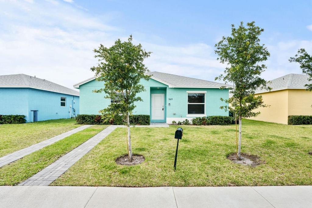 Bright & Spacious 3Br Close To Beaches * West Palm Beach