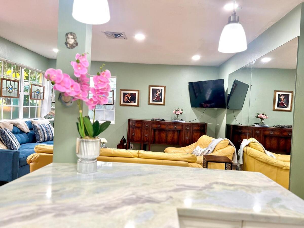 Tango Mango House With Private Hot Tub * West Palm Beach