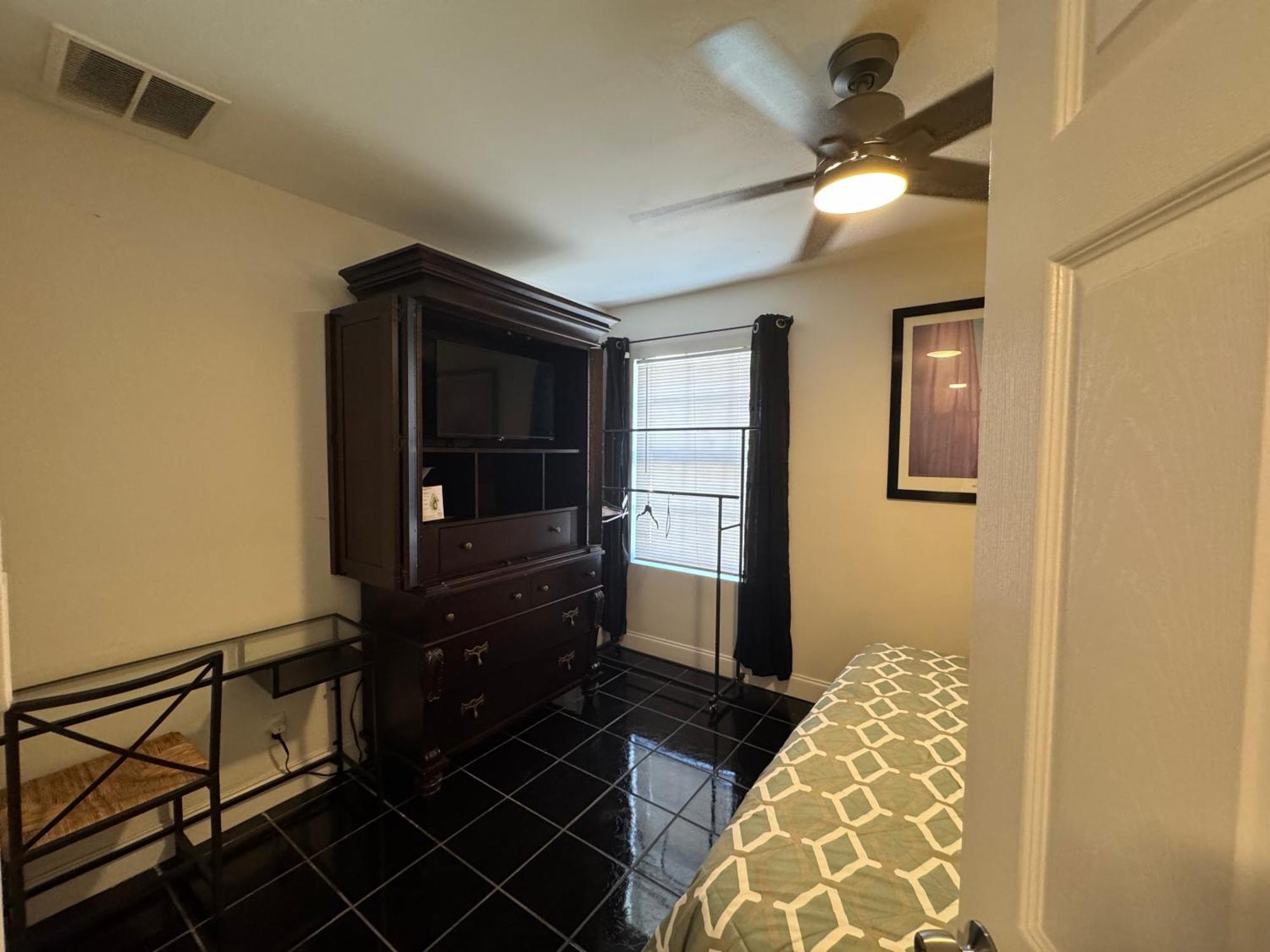West Palm 2br Or 1br Holiday home West Palm Beach