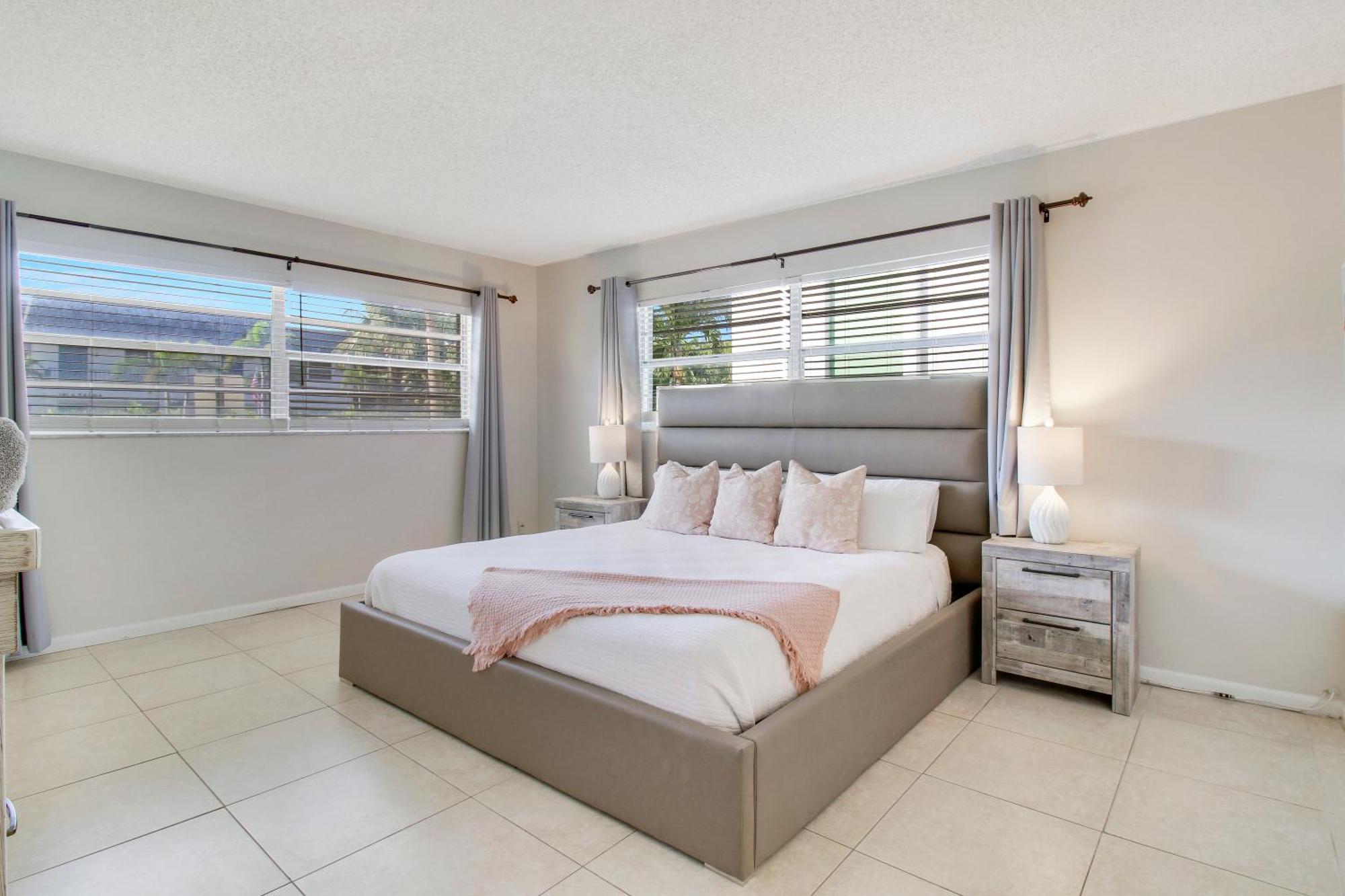 Steps To Beach! 4 In 1- Perfect For Groups West Palm Beach
