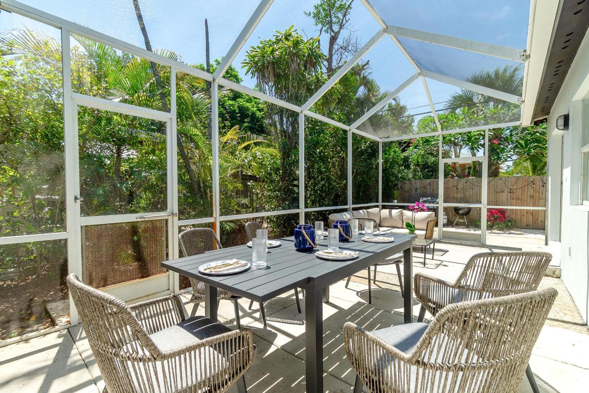 West Palm Elegant 5br With Hot Tub And Fire Pit Near