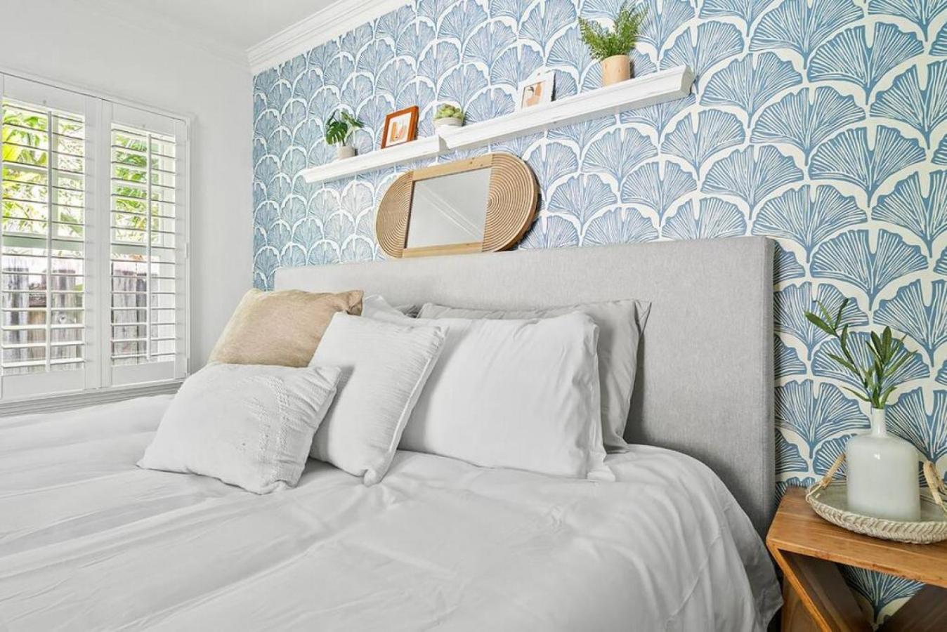 3 Bedroom 5 Mins From Downtown And *