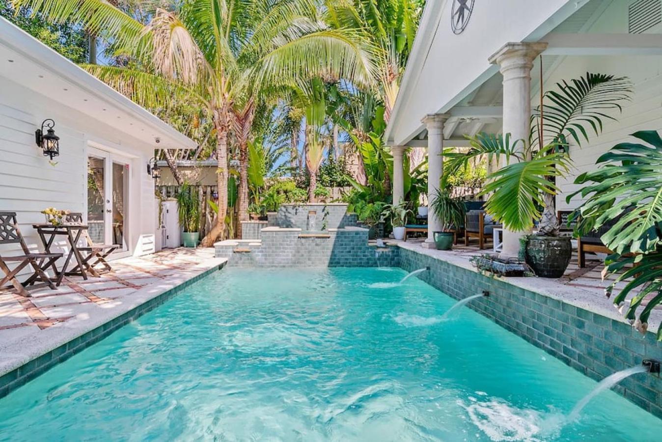 3 Bedroom 5 Mins From Downtown And Holiday home West Palm Beach