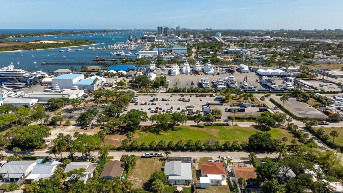 Peanut Island Paradise I 4 Mins To Island Shuttle! *