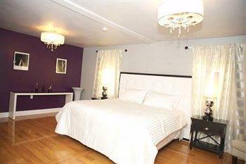 The Upper Level - A Alternative 3* West Palm Beach