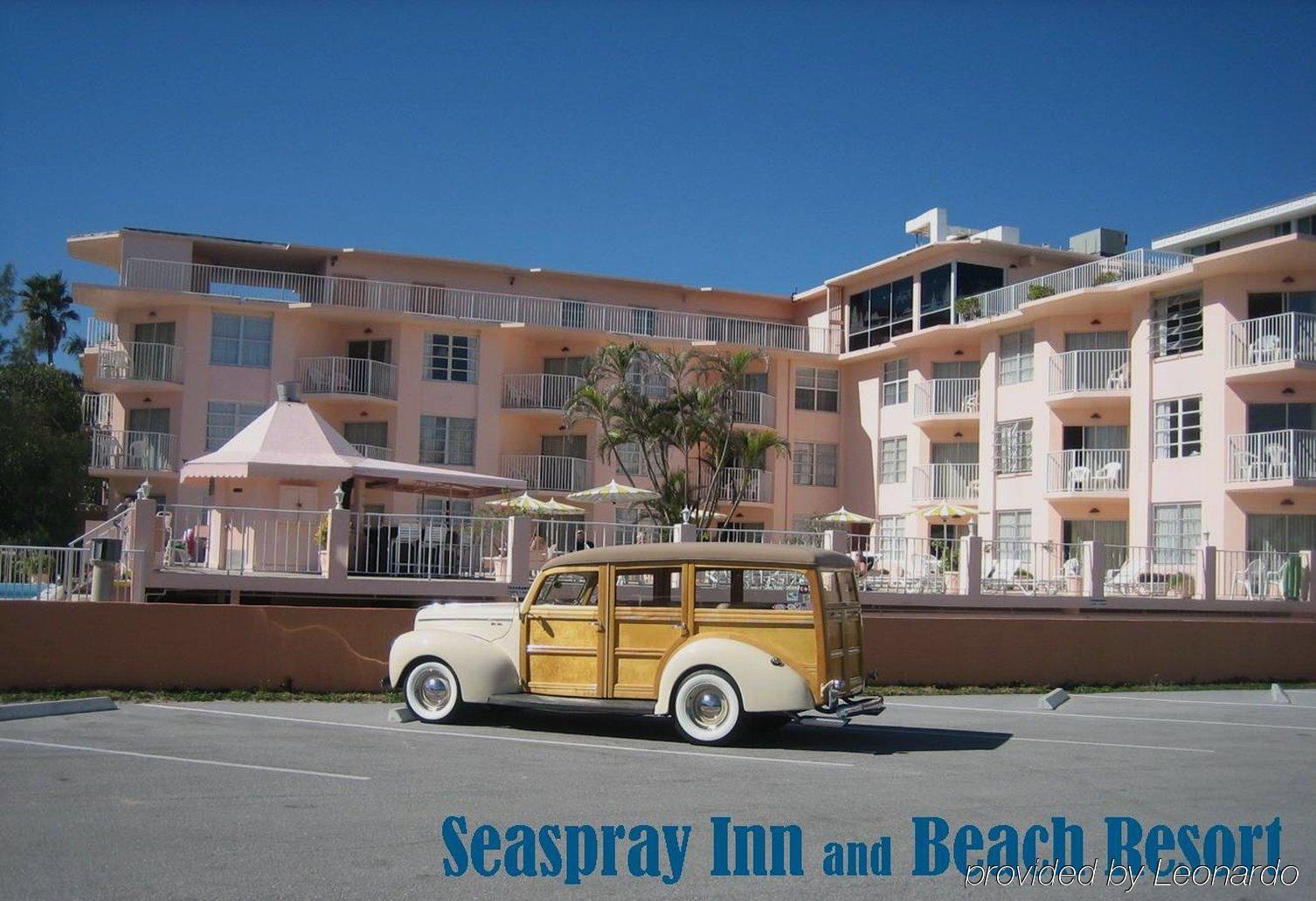 Seaspray Hotel 3*