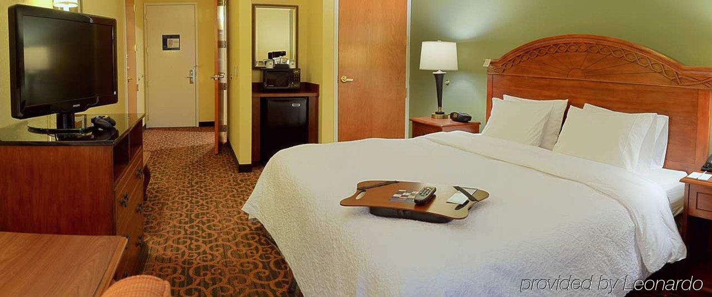 Hampton West Palm Airport Hotel West Palm Beach