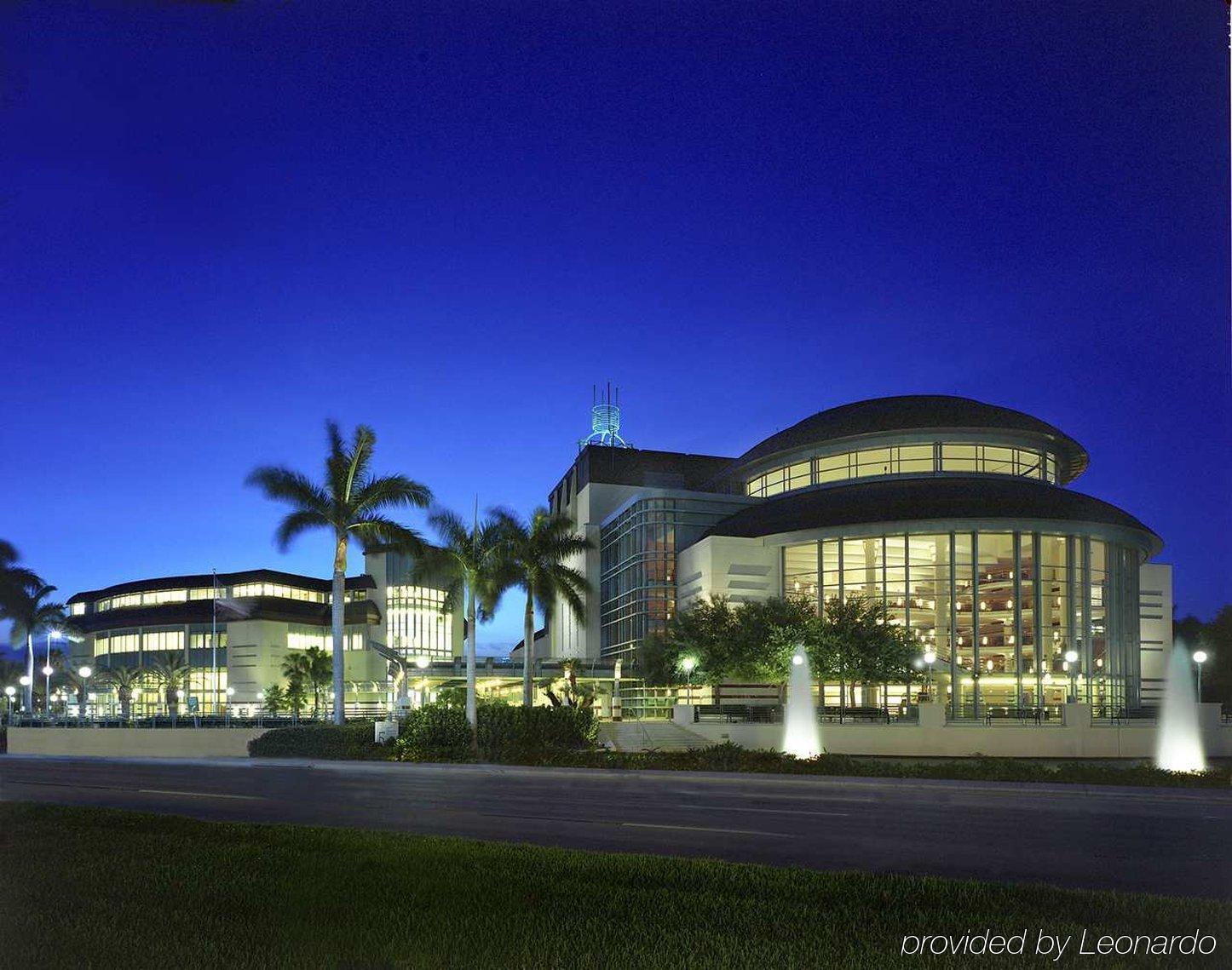 Hotel Hampton West Palm Airport 4*