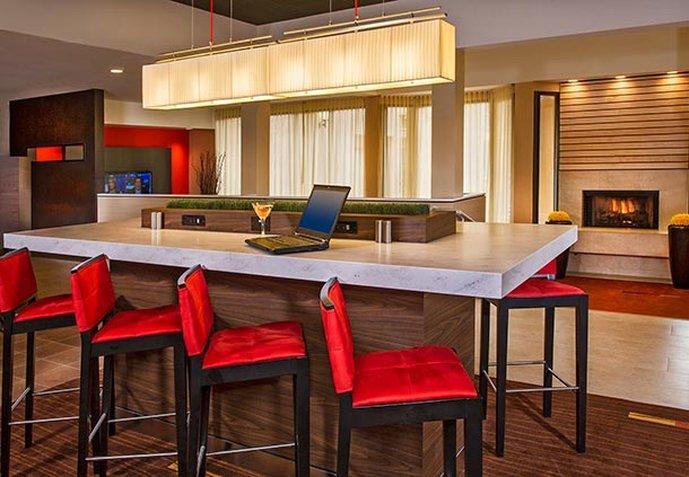 Courtyard By Marriott West Palm