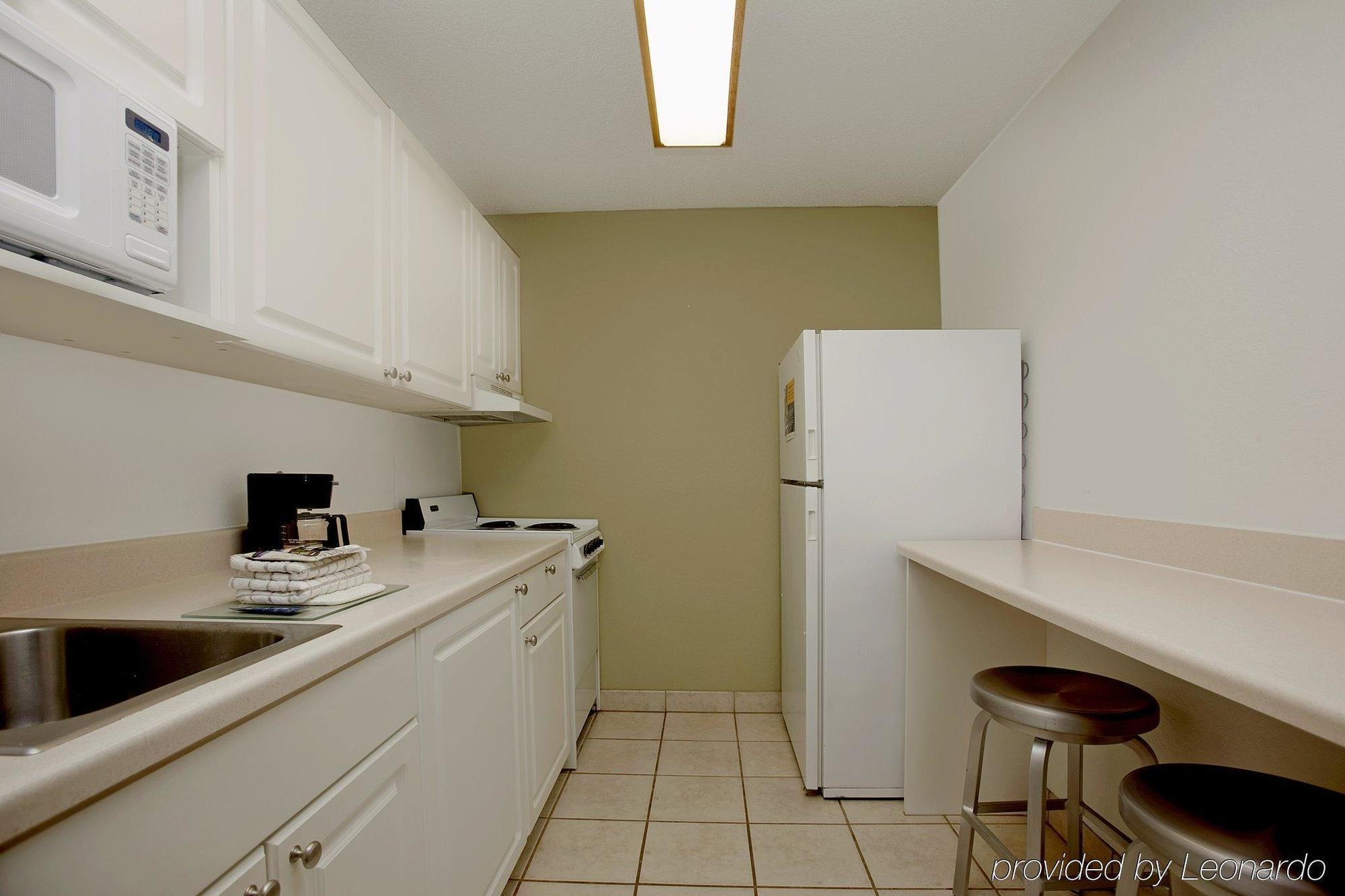 Extended America - West Palm - Northpoint Corporate Park Hotel