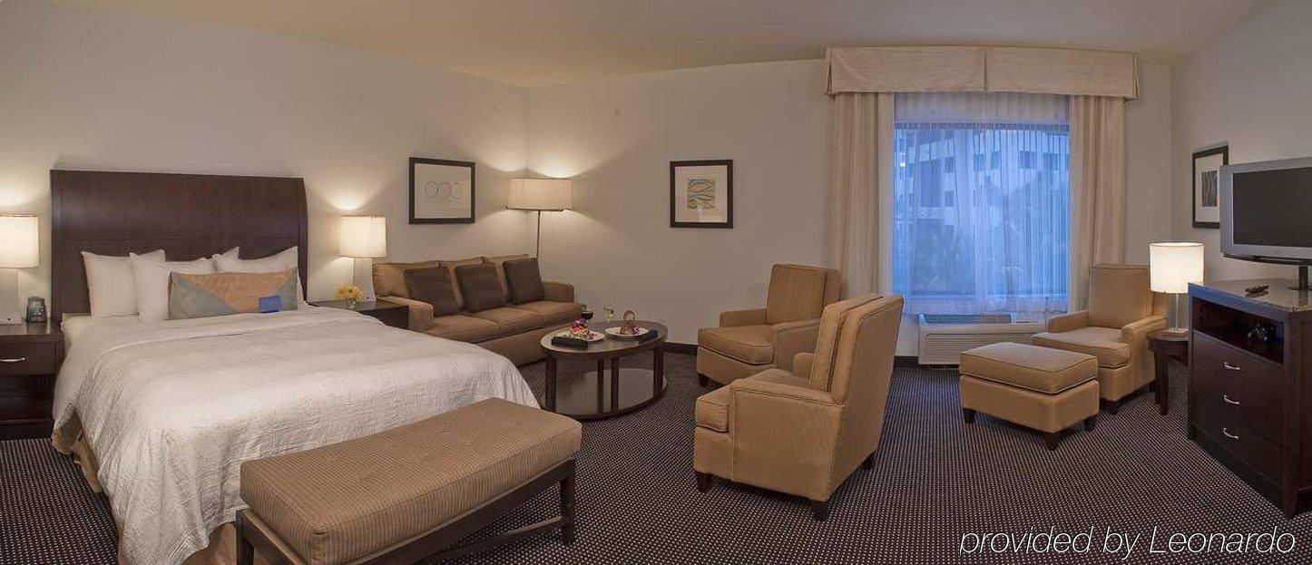 Hilton Garden Airport