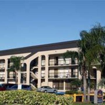 Quality Palm International Airport Inn 3*