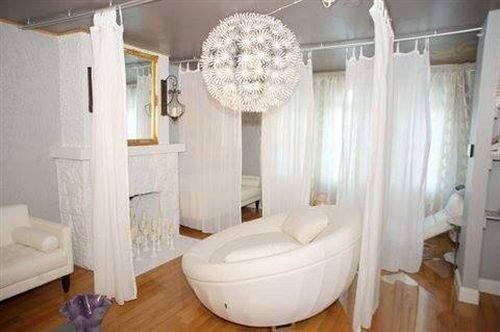 The Upper Level - A Alternative 3* West Palm Beach