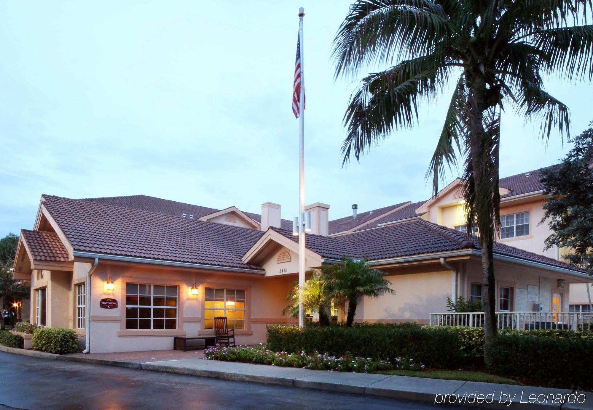 West Palm 3* West Palm Beach