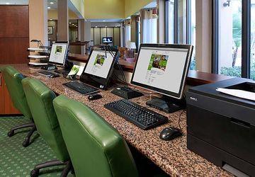 Courtyard By Marriott West Palm 3*