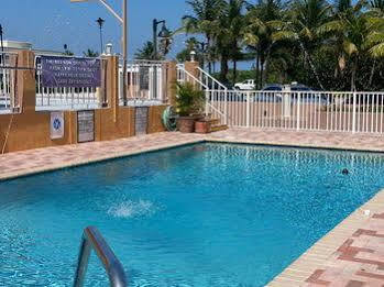 Seaspray Hotel 3*