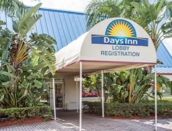 Days By Wyndham West Palm