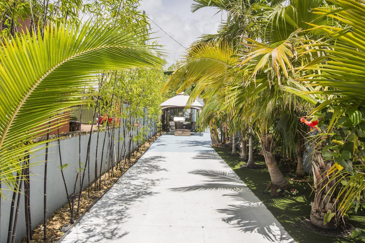 Tropical Garden Bungalow B Holiday home West Palm Beach