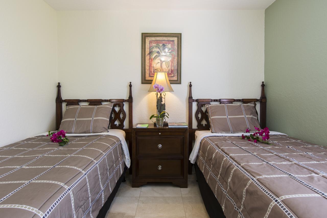Tropical Garden Bungalow B West Palm Beach