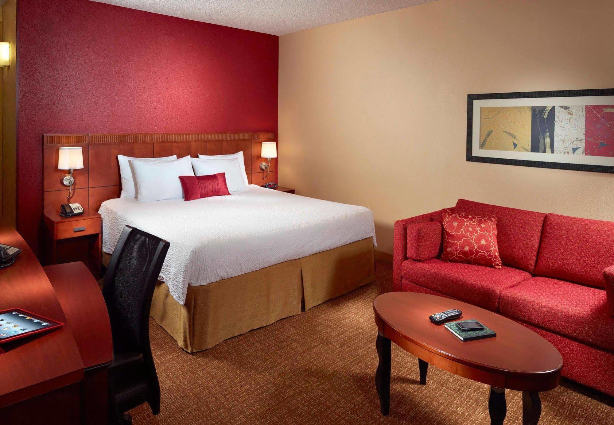 Courtyard By Marriott West Palm West Palm Beach