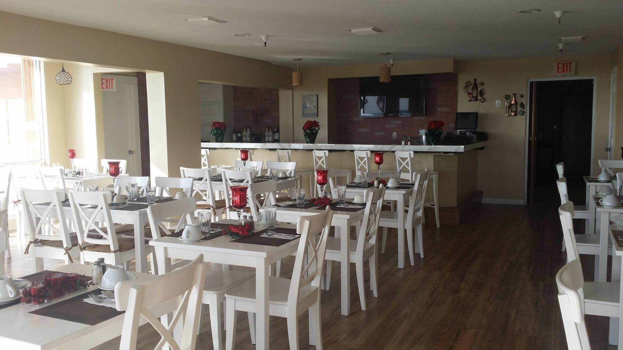 Seaspray Hotel 3*