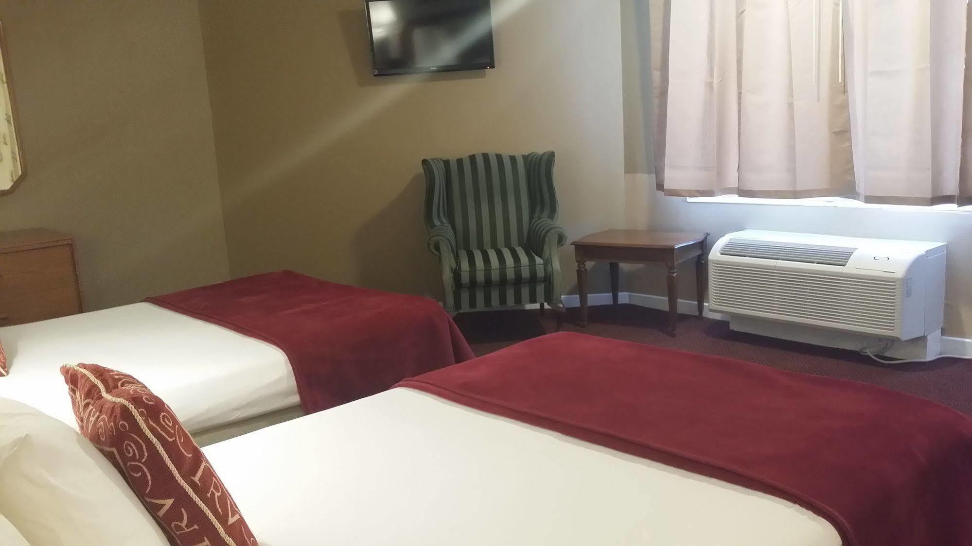 Seaspray Hotel 3*
